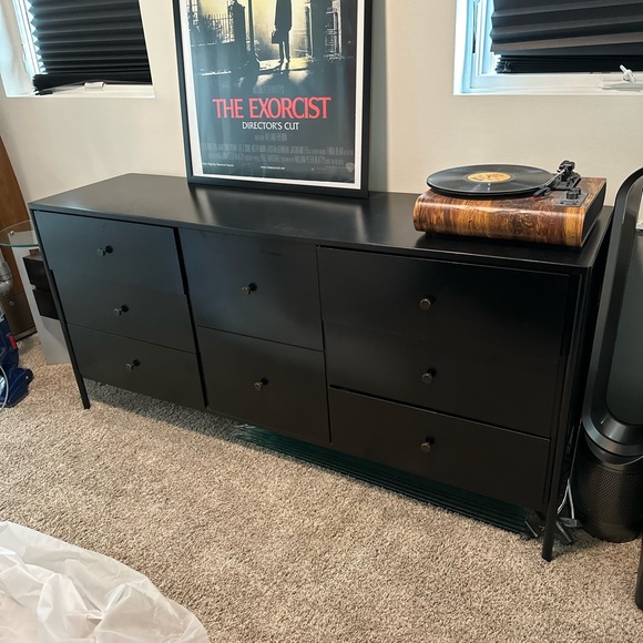 Jayson home dresser